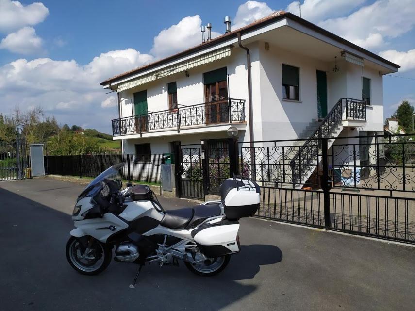 Вилла Astixio San Damiano d'Asti Экстерьер фото