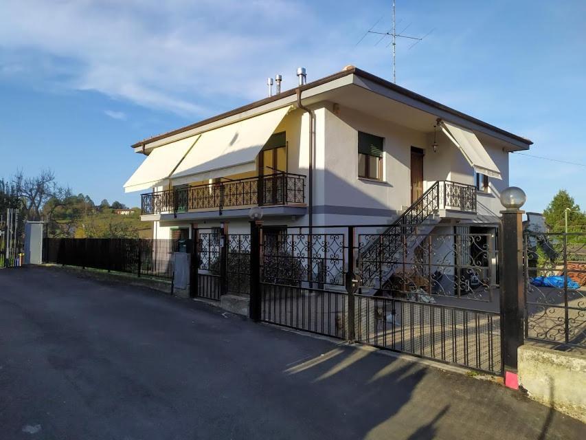 Вилла Astixio San Damiano d'Asti Экстерьер фото